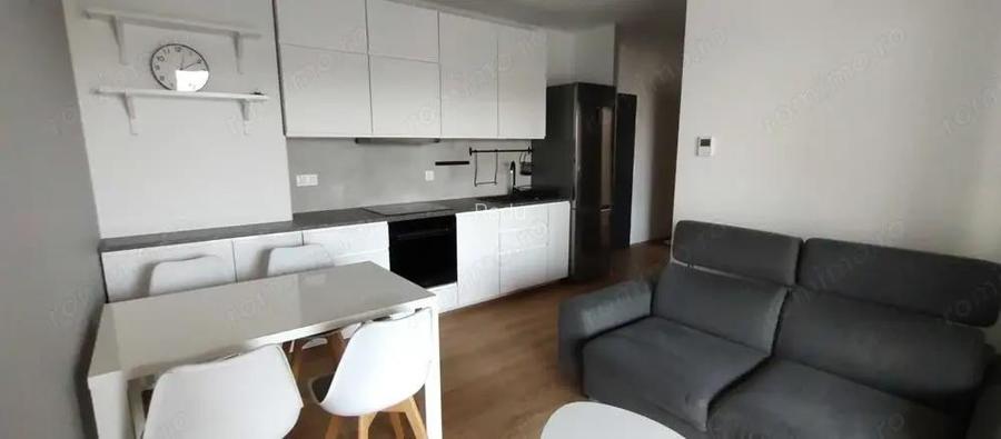 Garsoniera in zona Crangasi