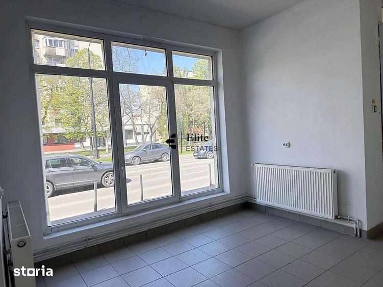Spațiu comercial, de 160 mp, în Nufărul