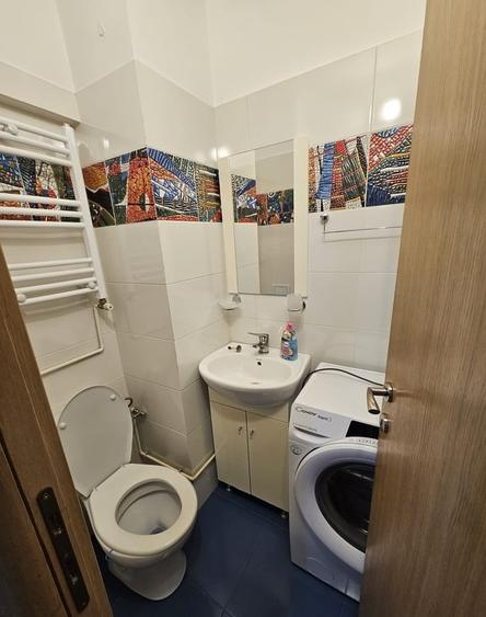 Apartament cu 3 camere decomandat, mobilat în Decebal