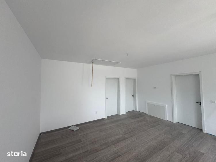 Casă cu 3 camere în Central