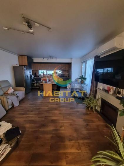 Apartament cu 4 camere decomandat, mobilat în Parcul Carol