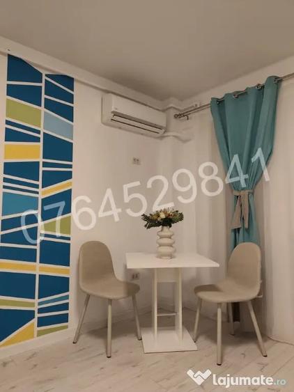 Apt. 2 cam. Central Address, bloc 2022 zona 13 Septembrie,Str. Nasaud - 11