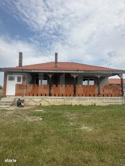 Casă cu 3 camere în Decebal