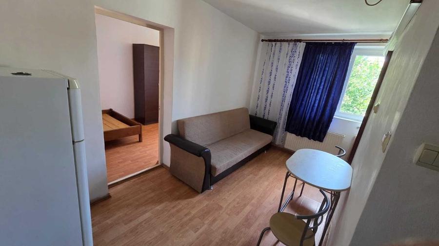 apartament 2 camere strada Crizantemelor - 6