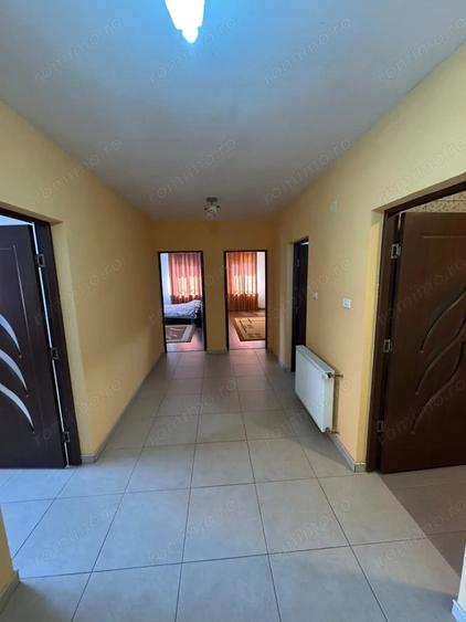 Apartament cu 2 camere decomandat în Ghiroda