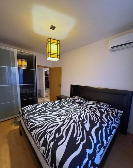 Apartament cu 2 camere decomandat în Titan
