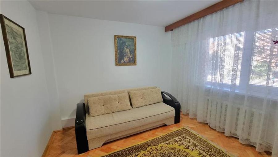Apartament cu 2 camere decomandat în Centrul Civic