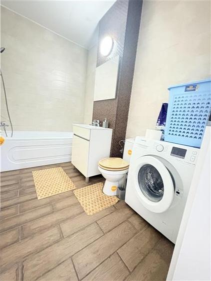 Apartament cu 2 camere semidecomandat, mobilat în Tomis Nord
