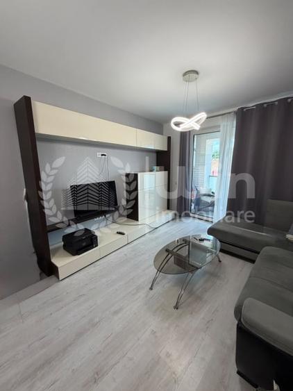 Apartament cu 2 camere semidecomandat, mobilat în Semicentral