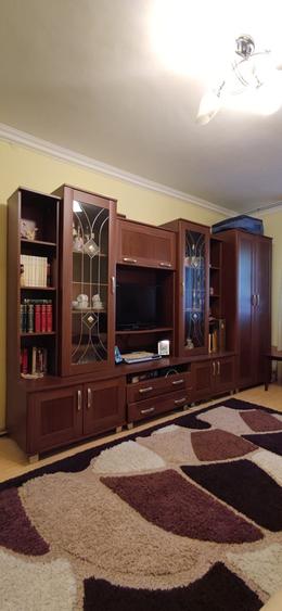 Apartament cu 4 camere decomandat în Steaua