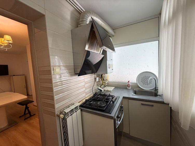Apartament de Vanzare 3 camere Crangasi - 9