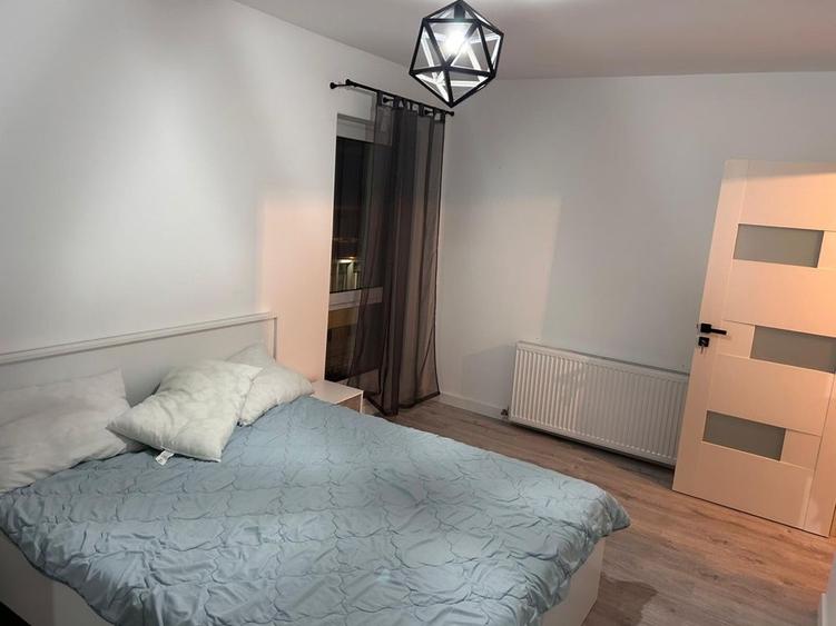 Apartament cu 2 camere, mobilat în Central
