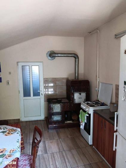 Casă cu 3 camere cu Teren 800 Mp în Nazna