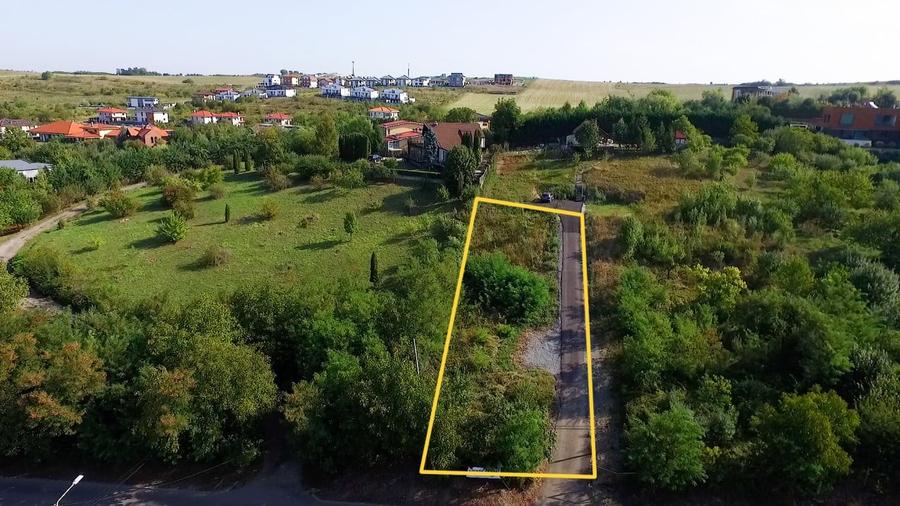 Teren Construcții intravilan de 1000 mp, în Borhanci