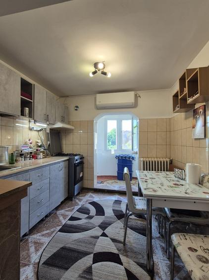 Apartament cu 2 camere decomandat în Dancu