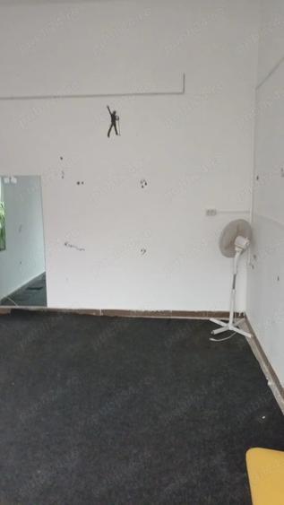 Casă cu 3 camere cu Teren 72 Mp în Central