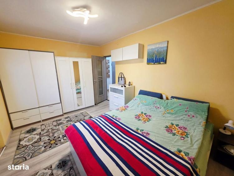 Garsonieră decomandată în Malu Roșu