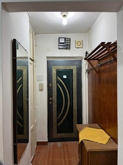 Apartamentt C-t 2 camere+ sufragerien, etaj 7, Sovata , Decebal-Dacia, Oradea. - 4