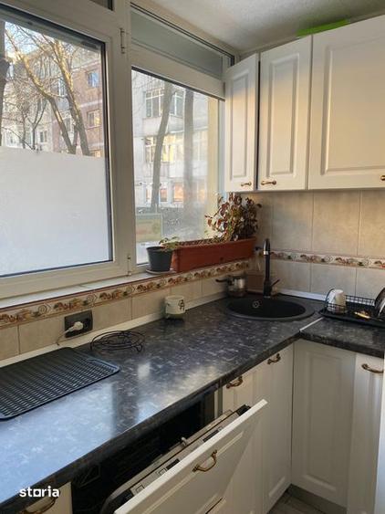 Apartament cu 4 camere, mobilat în Nicolina