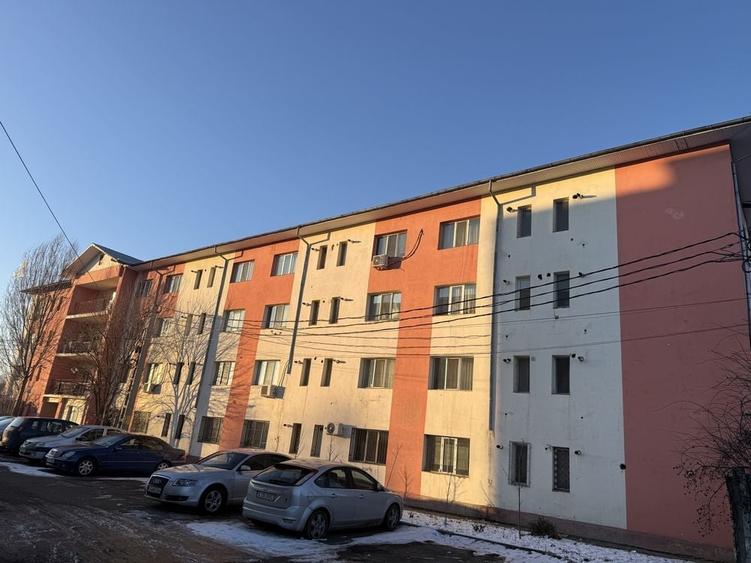 Garsonieră decomandată în Exterior Vest