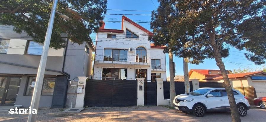 Casă cu 8 camere cu Teren 300 Mp în Chitila