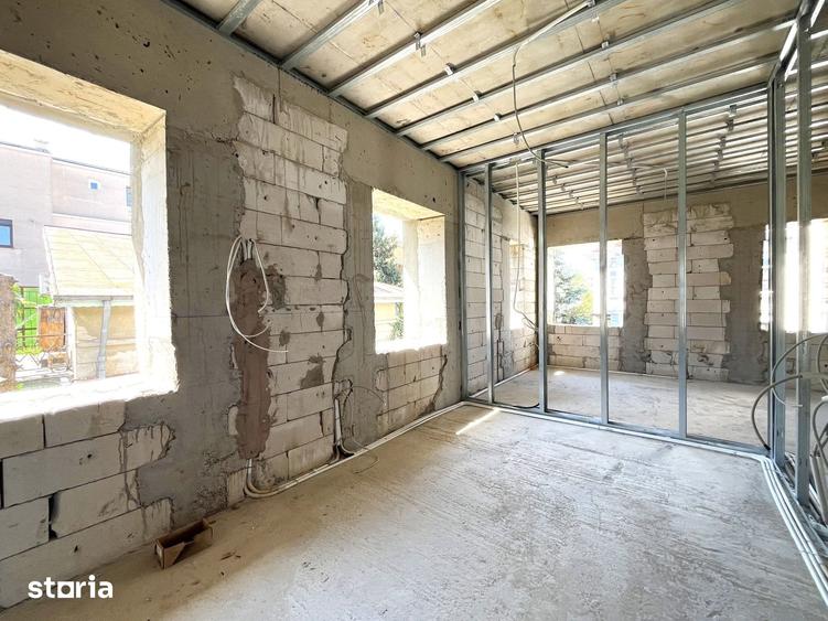 Casă cu 4 camere cu Teren 371 Mp în Dorobanți
