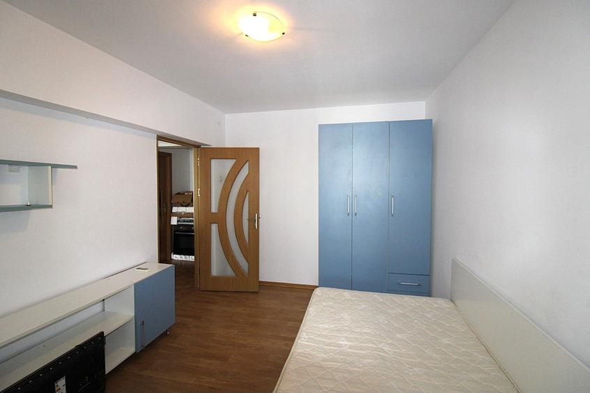 Apartament cu 3 camere  in zona I. C. Frimu (pe Nae Leonard) - 8