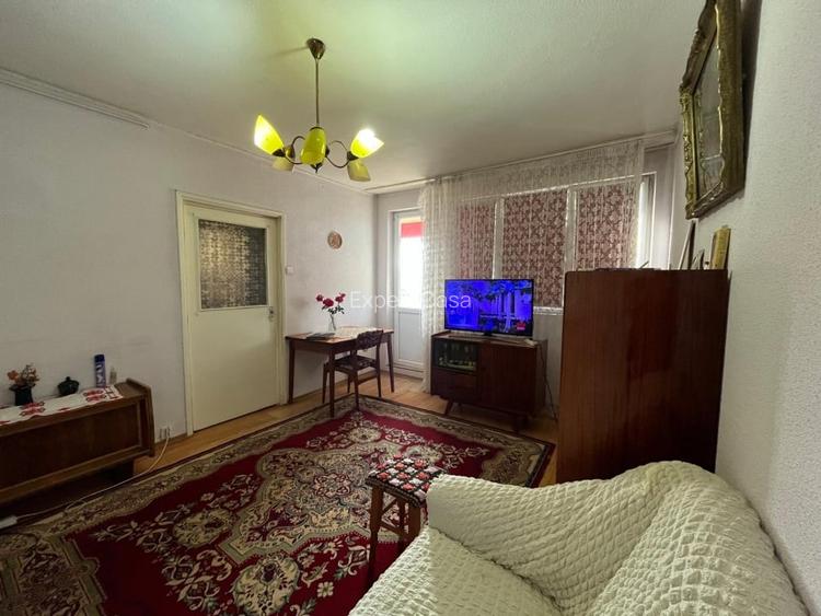 2 Camere | 1 MAI | Ion Mihalache | Bloc Anvelopat | 2 Minute metrou