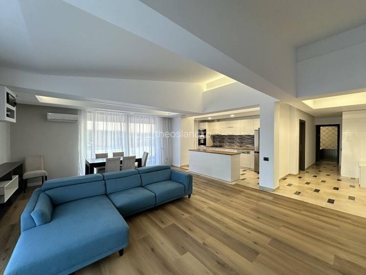 Apartament cu 4 camere decomandat în Băneasa Apartament cu 4 camere decomandat în Băneasa