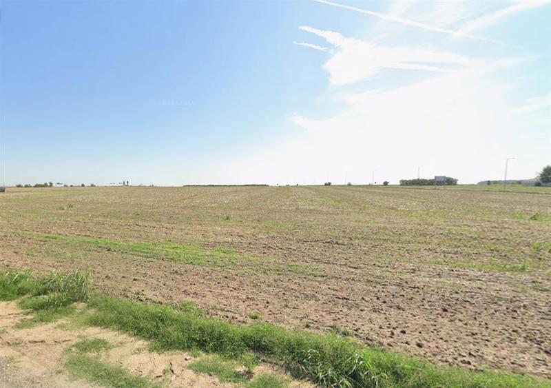 Teren langa giratoriu intrare Vadu Anei  | 1km distanta A2 - 4