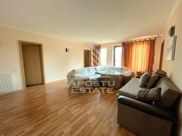 Casa individuala cu 7 camere,3 bai si garaj, P+1, zona Aradului - 1