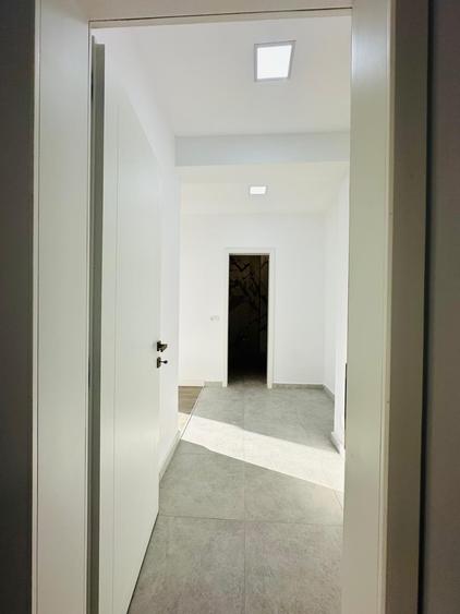 Bloc Nou /Primo/ Compozitorilor/ inel 2 - 4