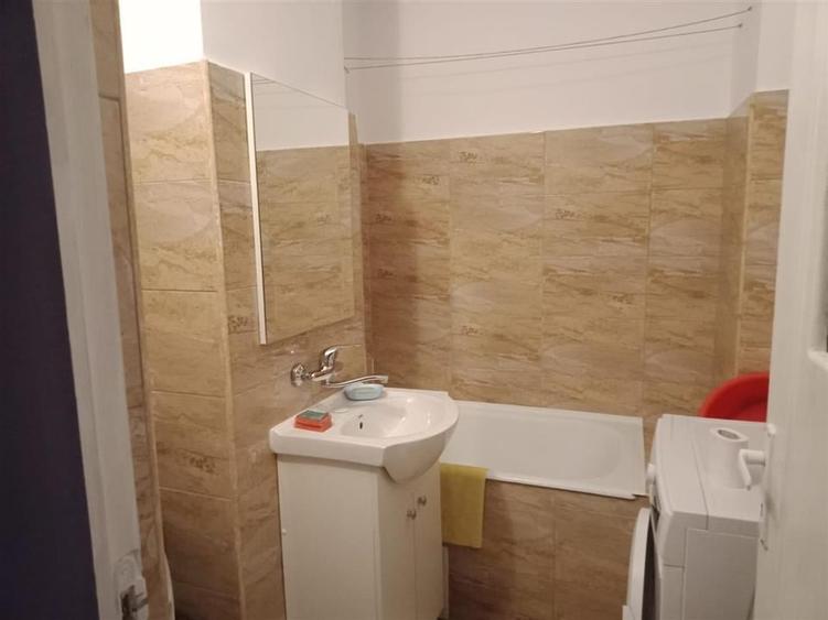 Vand garsoniera finisata,balcon,etaj interm, Marasti-Dambovitei,neg - 4