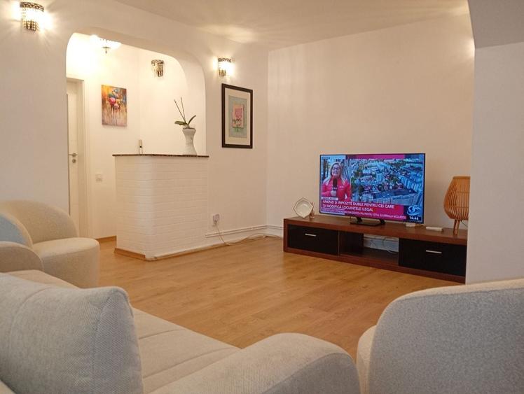 Apartament cu 2 camere decomandat în Primăverii