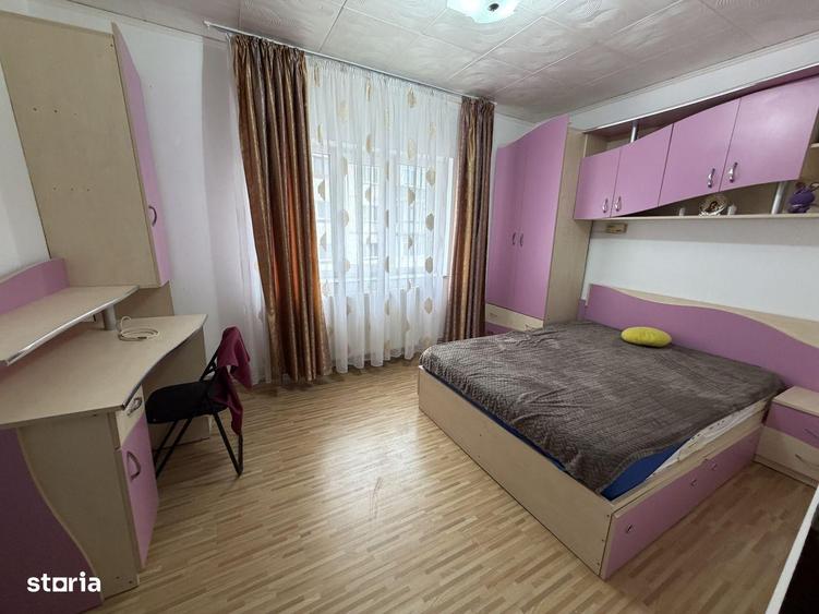 Chirie Apartament 2 camere Mioveni, central, mobilat, et2 - 1