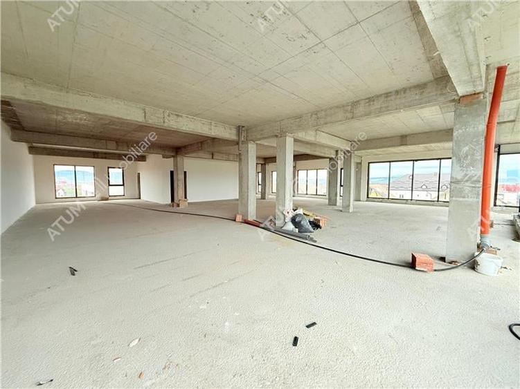 Spatiu comercial si birouri de vanzare in Sibiu zona Shopping City - 13