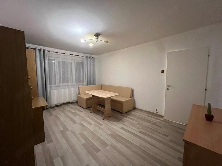 Propietar inchiriez apartament cu 3 camere - 5
