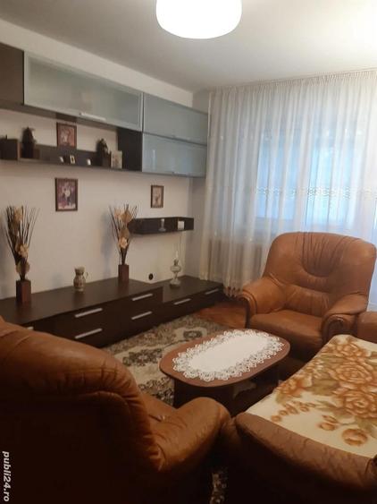 Inchiriez apartament - 3