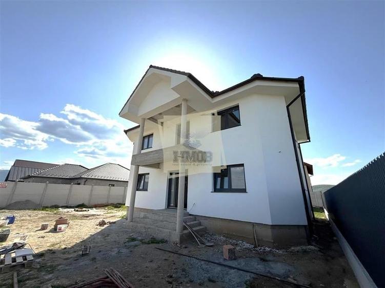 Casa Individuala cu 4 dormitoare, teren 640 mp in Cristian - Sibiu - 1