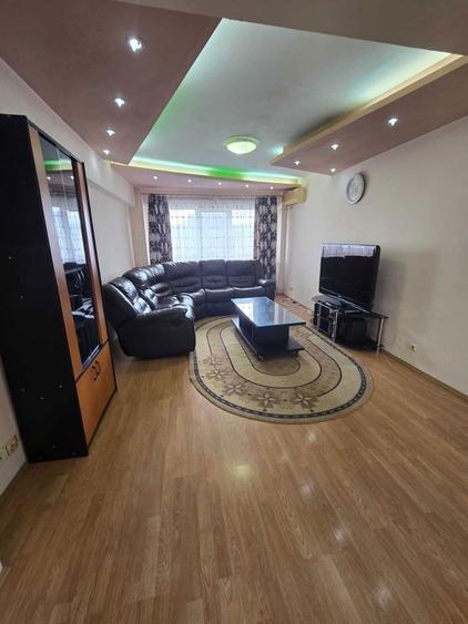 Proprietar inchiriez 4 camere Mosilor - 4