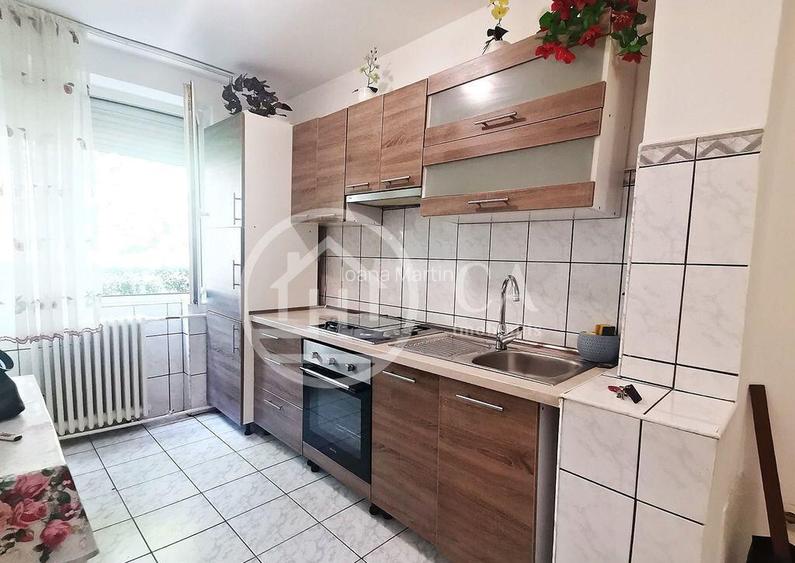 Apartament de vanzare cu 2 camere in zona Rogerius, Oradea