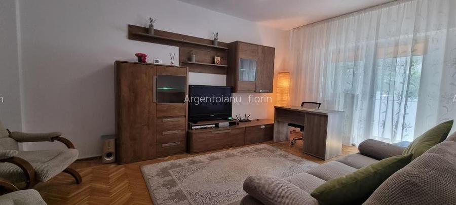 Închiriez apartament 2 camere ultracentral Închiriez apartament 2 camere ultracentral