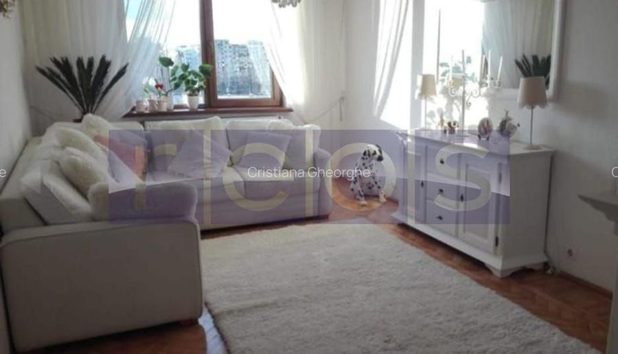 Apartament cu 4 camere decomandat în Dristor Apartament cu 4 camere decomandat în Dristor
