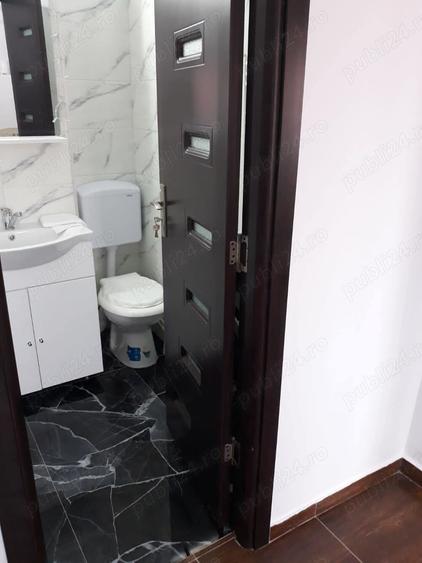 gsrsoniera centrala et 4,str gen dragalina,schimb cu ap 2 sau 3 cam central,ofer difer - 8