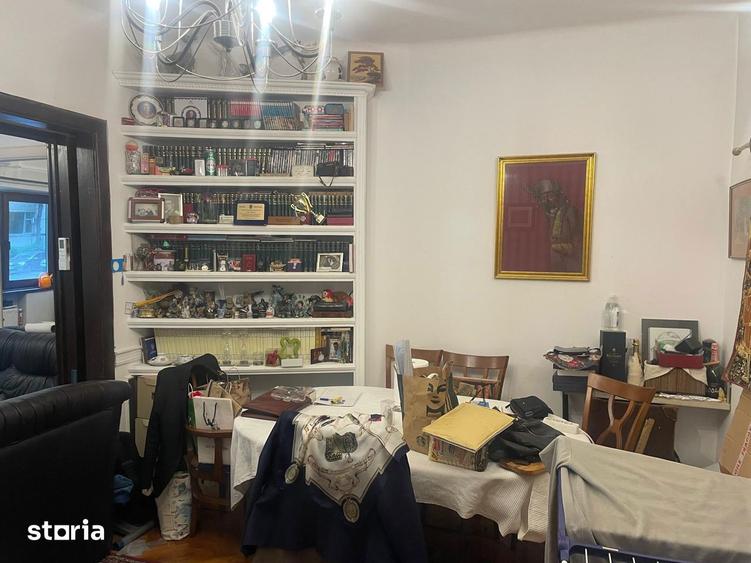 Apartament cu 4 camere în Centrul Civic