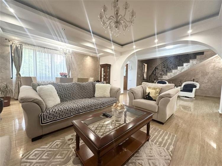 Casa de Vis in Agigea - D+P+M cu Teren de 400 mp - 4