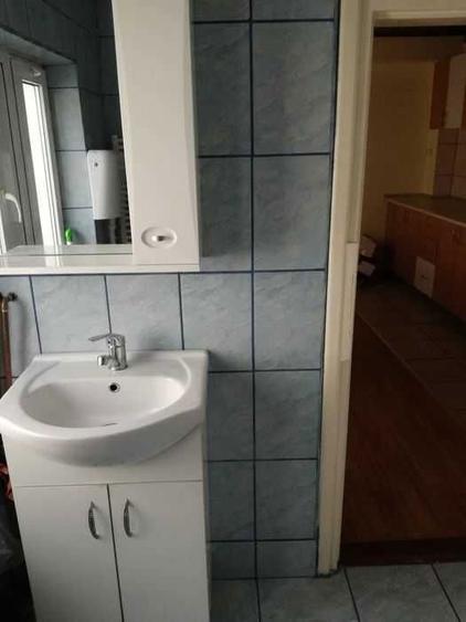 Inchiriez apartament la casa - 3