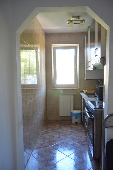 Apartament cu doua camere situat in  Predeal,renovat ,mobilat si utilat, - 4