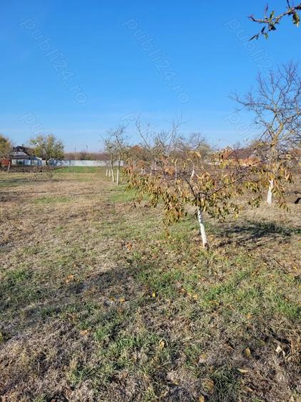 Teren de 1414 mp, în Sânpetru Mare