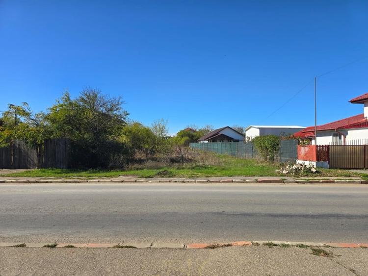 Teren intravilan 2000mp Balotesti, asfalt, utilitati, zona centrala - 4